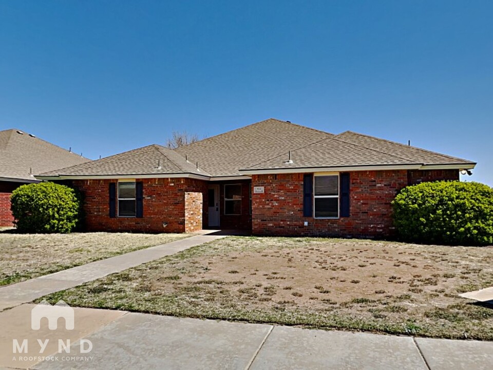 524 N Brentwood Ave in Lubbock, TX - Building Photo