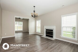 110 Poplar Woods Dr in Concord, NC - Building Photo - Building Photo