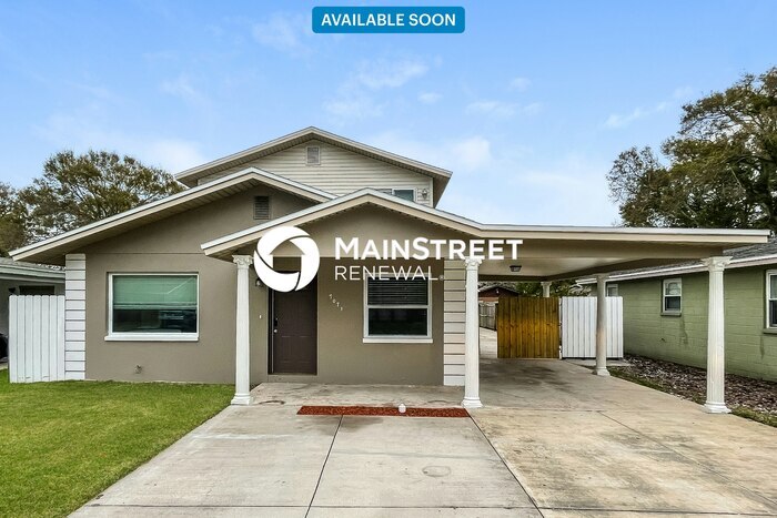 7071 64th Way N in Pinellas Park, FL - Building Photo