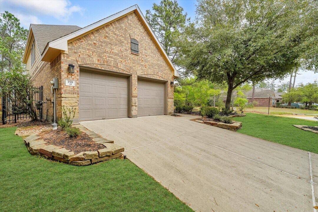 198 Tortoise Creek Pl in Spring, TX - Building Photo