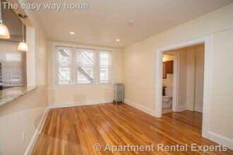 136 Highland Ave in Somerville, MA - Building Photo - Building Photo