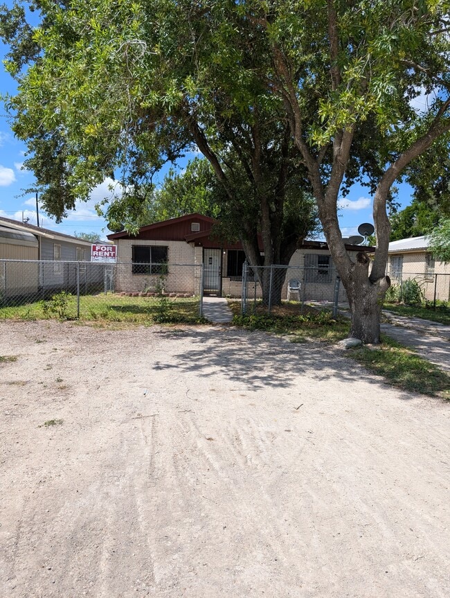 property at 715 E Fannin Ave