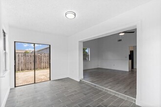23089 SW 55th Ave in Boca Raton, FL - Building Photo - Building Photo