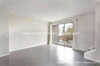 736 N Webster St in Portland, OR - Building Photo - Building Photo