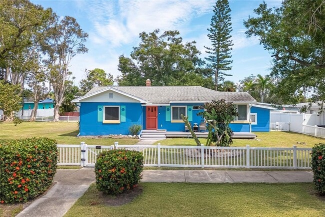 property at 2800 Tifton St S