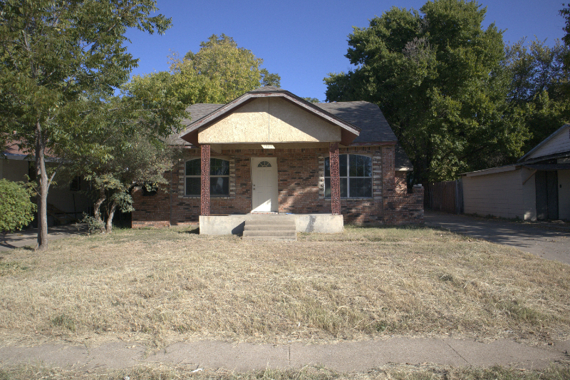 1341 Davis Ave in Fort Worth, TX - Building Photo