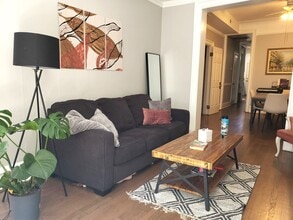 2241 N Seminary Ave in Chicago, IL - Building Photo - Building Photo