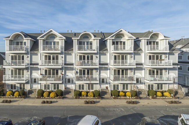 149 Monroe Blvd in Long Beach, NY - Foto de edificio - Building Photo