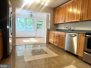 430 Sked St in Pennington, NJ - Building Photo - Building Photo