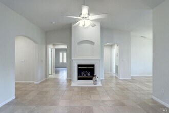 359 Glenn Lakes Dr in Rio Vista, CA - Building Photo - Building Photo