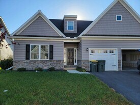 213 Buckton Dr in Lititz, PA - Building Photo
