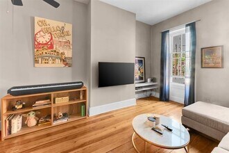299 8th St in Jersey City, NJ - Building Photo - Building Photo