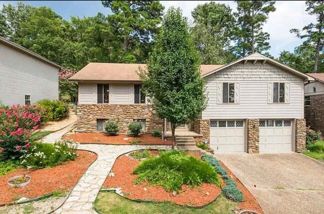 property at 13 Misty Ct