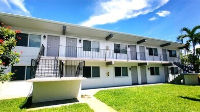 715 NE 2nd Ave in Fort Lauderdale, FL - Building Photo - Building Photo