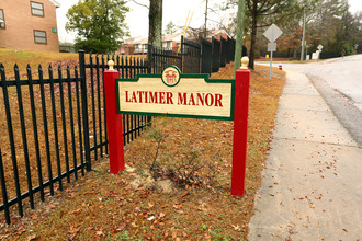 Latimer Manor in Columbia, SC - Building Photo - Building Photo