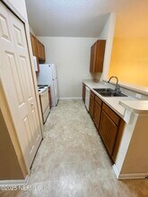 2392 Old Pine Trail in Orange Park, FL - Building Photo - Building Photo