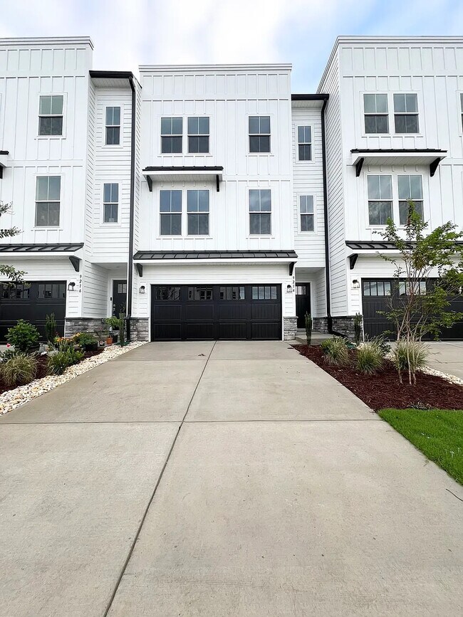 property at 9214 Walnut Hill Rd NW