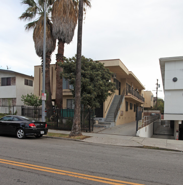 1806 N Wilton Pl in Los Angeles, CA - Building Photo