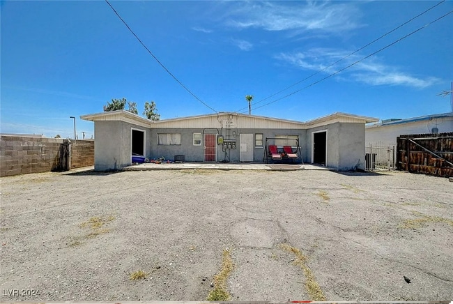 2129 Ballard Dr in Las Vegas, NV - Foto de edificio - Building Photo