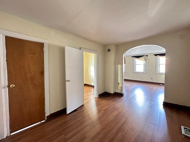 1519 N Elston Ave, Unit J07P