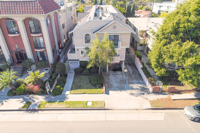 3611 S Centinela Ave in Los Angeles, CA - Building Photo - Building Photo