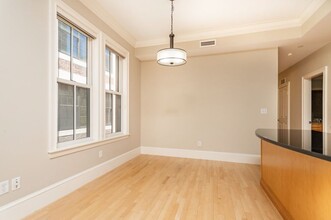 70 E Brookline St in Boston, MA - Building Photo - Building Photo