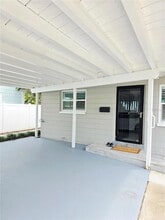 3435 Overlook Dr NE in St. Petersburg, FL - Building Photo - Building Photo