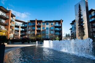 The Shore in North Vancouver, BC - Building Photo
