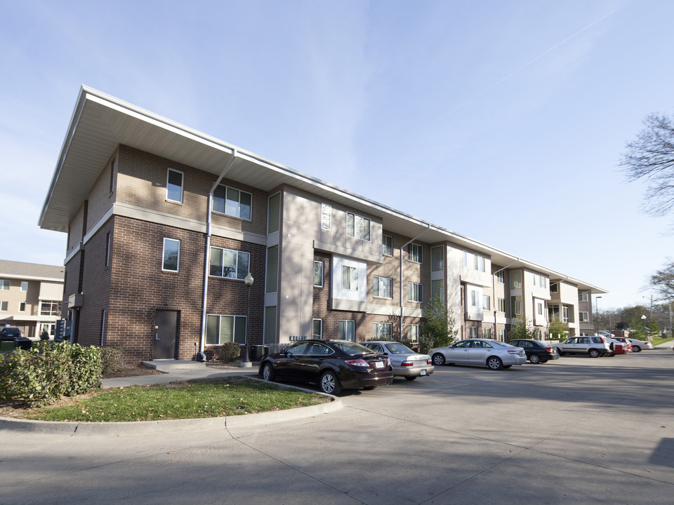 Southview Senior Apartments in Des Moines, IA - Foto de edificio