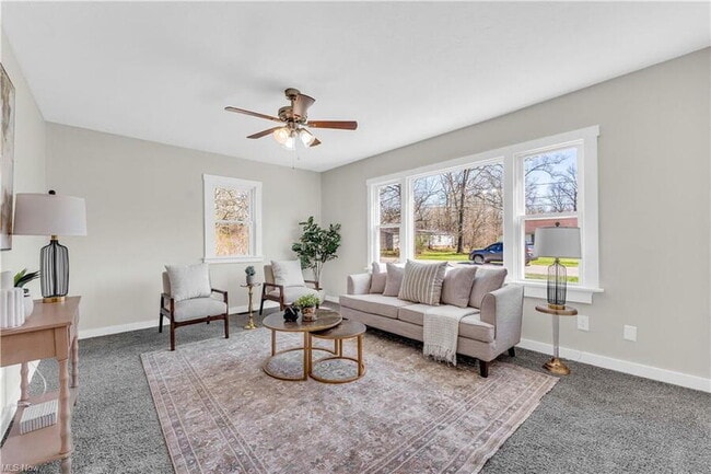 4238 Laurel Rd in Lorain, OH - Building Photo - Building Photo