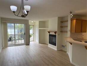 1790 Donegal Dr in Woodbury, MN - Building Photo - Building Photo