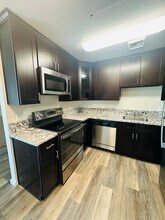 10411 Old Placerville Rd in Sacramento, CA - Building Photo - Building Photo