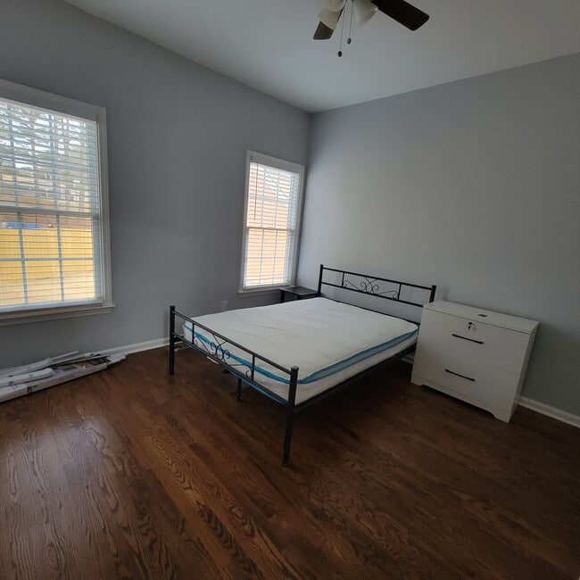 2924 Meadow Church Rd in Suwanee, GA - Foto de edificio - Building Photo