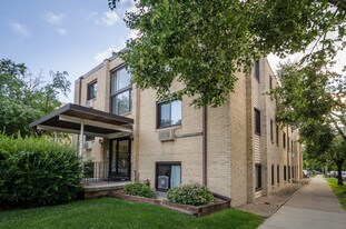 2700 Humboldt Apartments