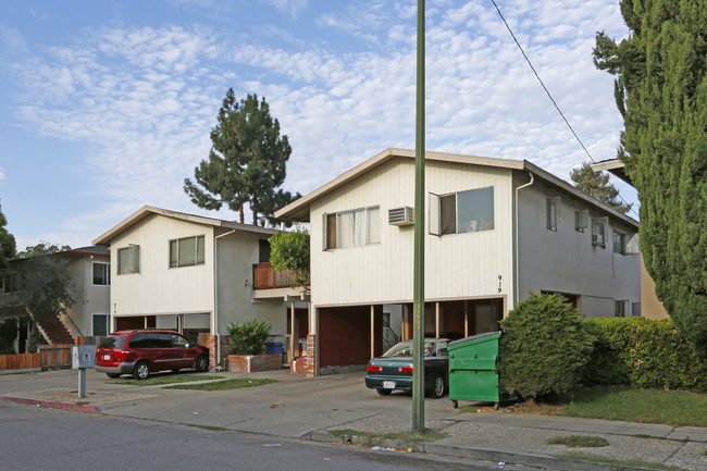 919 Delbert Way in San Jose, CA - Foto de edificio - Building Photo