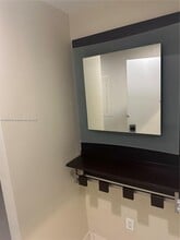 5300 NW 87th Ave in Doral, FL - Building Photo - Building Photo