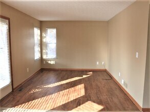 943 Cape Charles Dr in Columbus, OH - Building Photo - Building Photo