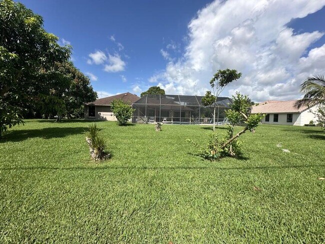 1420 Chapparel Way in Wellington, FL - Building Photo - Building Photo