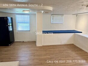 404 16th Ave S in Nampa, ID - Building Photo - Building Photo
