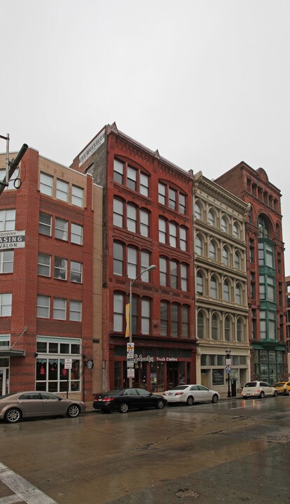 324 W Baltimore St in Baltimore, MD - Building Photo