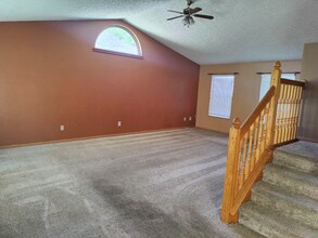 3157 Hines Rd in Columbus, OH - Building Photo - Building Photo