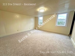 313 5th St in Glassport, PA - Building Photo - Building Photo