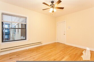 2840 N Orchard St, Unit 2844-27 in Chicago, IL - Building Photo - Building Photo