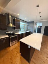 7528 21st Ave SW in Seattle, WA - Building Photo - Building Photo