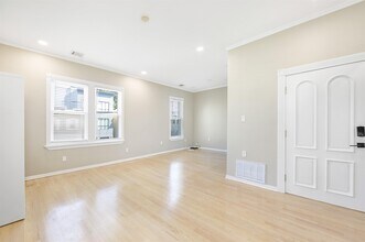 47 Carlton Ave in Jersey City, NJ - Building Photo - Building Photo