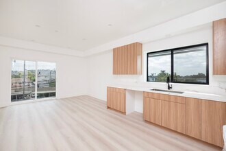 1517 Ricardo St in Los Angeles, CA - Building Photo - Building Photo