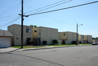 840-860 Jane Dr in Port Hueneme, CA - Foto de edificio - Building Photo