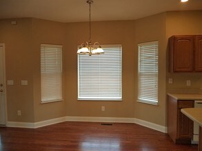 4635 Aylesbury Dr in Knoxville, TN - Foto de edificio - Building Photo