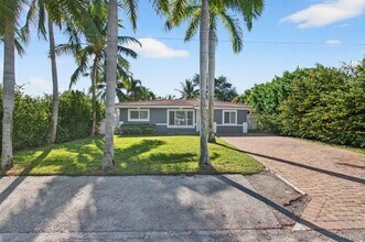360 SW 2nd St in Boca Raton, FL - Building Photo - Building Photo