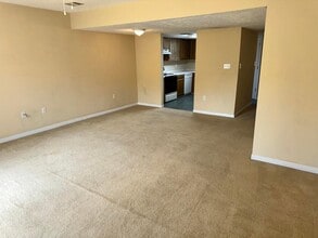 2413 Suwanee Ln in Fort Walton Beach, FL - Building Photo - Building Photo